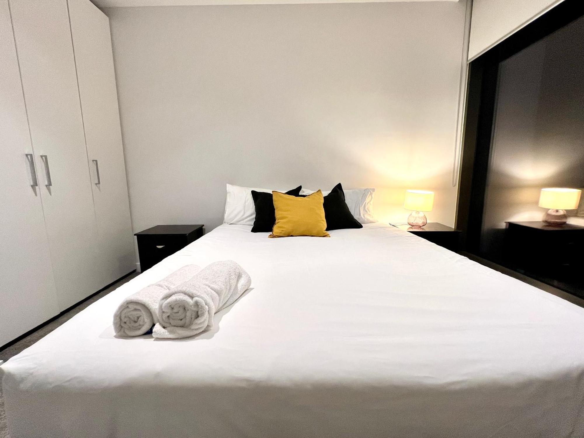 Readyset Apartments At Madison Melbourne Exterior photo